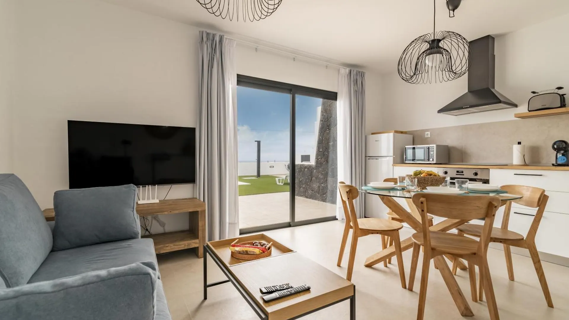 Sea Breeze Pool, Amazing View, Air Conditioning (Adults Only) Corralejo